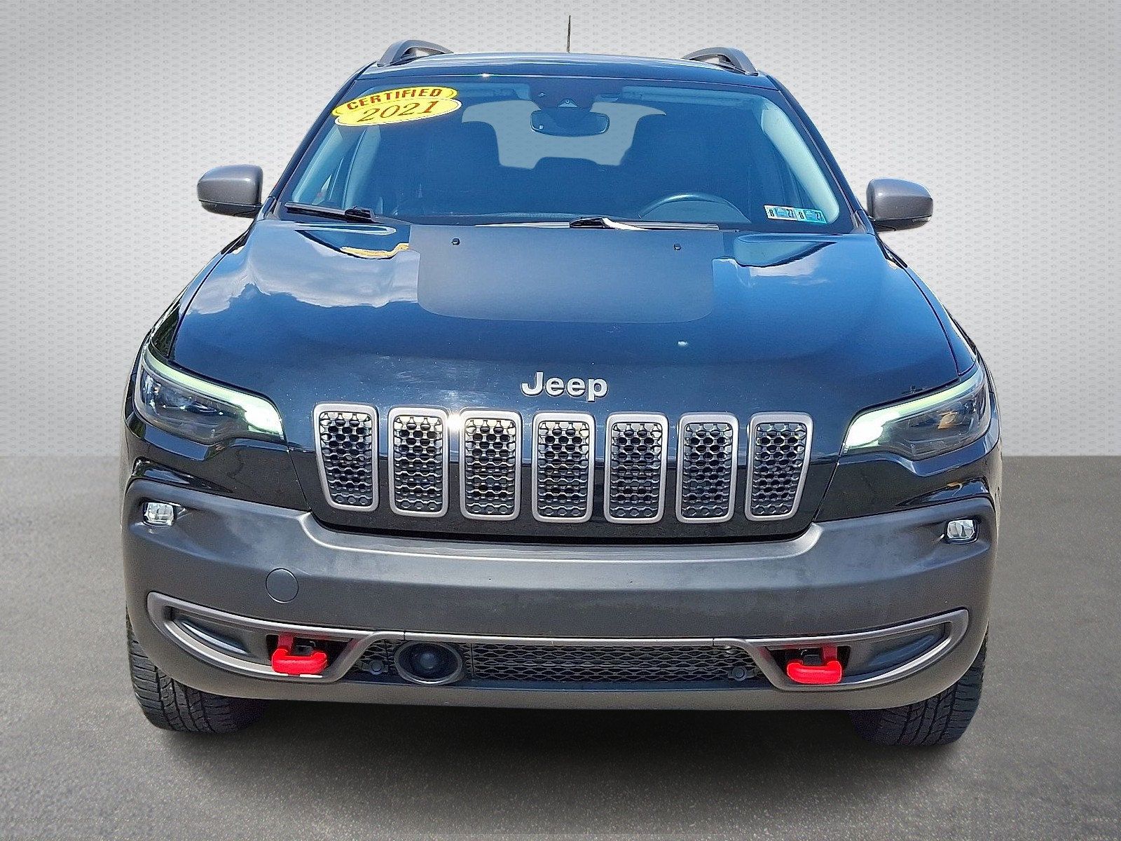 Used 2021 Jeep Cherokee Trailhawk w/ Trailer Tow Group AWD/4WD image 2