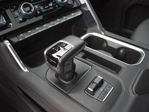 Used 2022 GMC Sierra 1500 Denali w/ Denali Reserve Package image 30