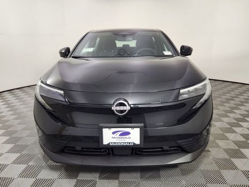 New 2026 Nissan Leaf w/ Floor Mat Package (S+) FWD image 7