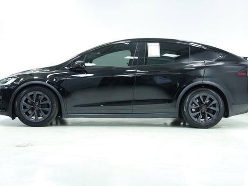 Used 2023 Tesla Model X AWD/4WD image 4