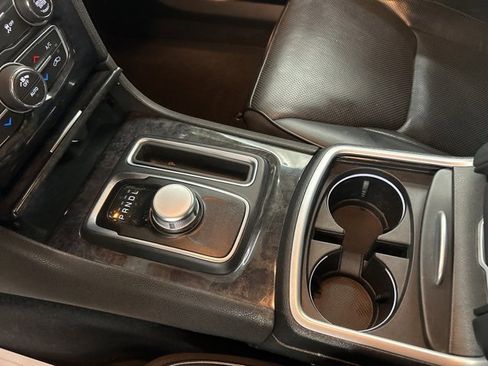 Used 2023 Chrysler 300 Touring L w/ Popular Equipment Group image 21