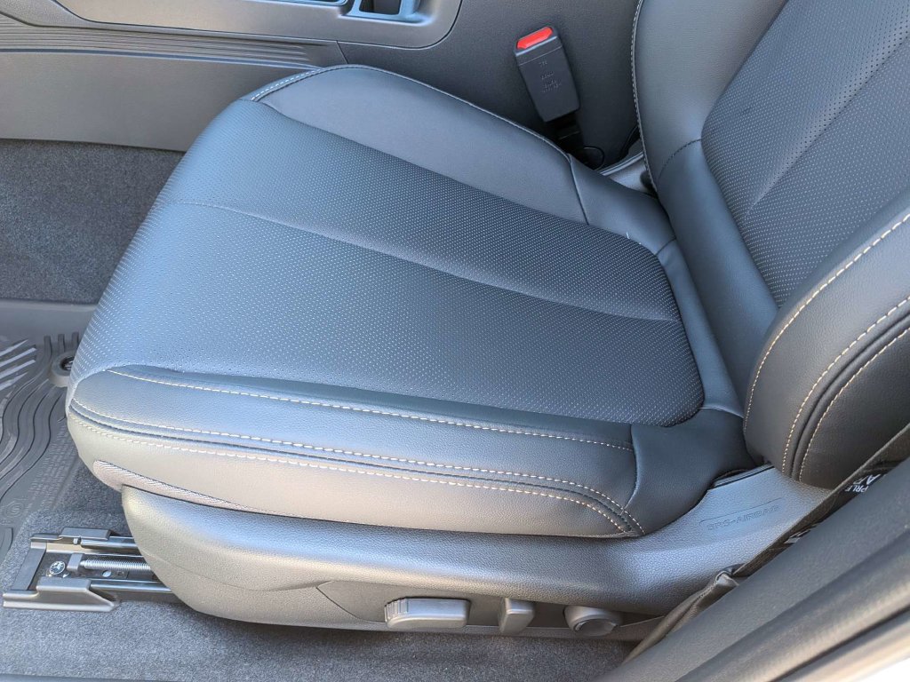 New 2026 Subaru Outback Limited AWD/4WD image 22