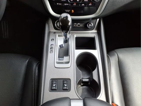 Used 2024 Nissan Murano SL image 21