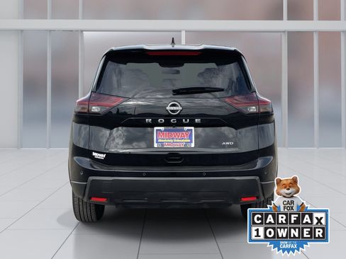Used 2025 Nissan Rogue SV AWD/4WD image 5