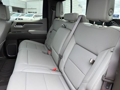 New 2026 GMC Sierra 1500 SLT w/ SLT Premium Plus Package AWD/4WD image 21