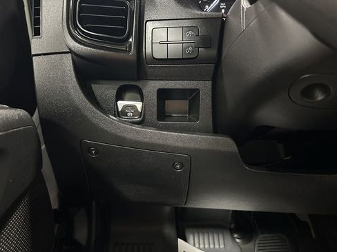 Used 2023 RAM ProMaster 3500 FWD image 18