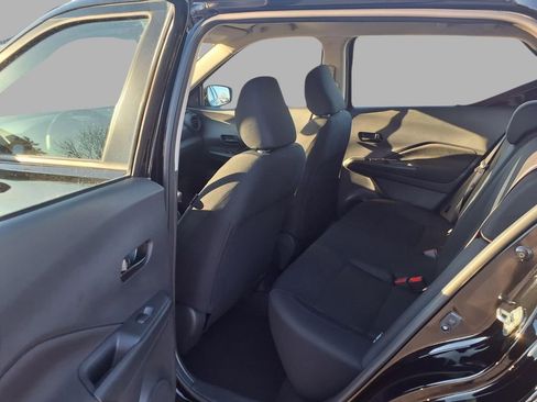 Certified 2025 Nissan Kicks Play S image 25