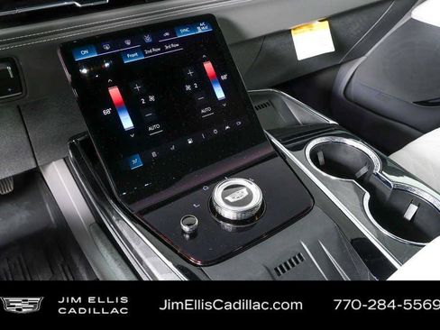 Certified 2026 Cadillac Escalade IQ Sport 1 w/ LPO, ONYX Package AWD/4WD image 16