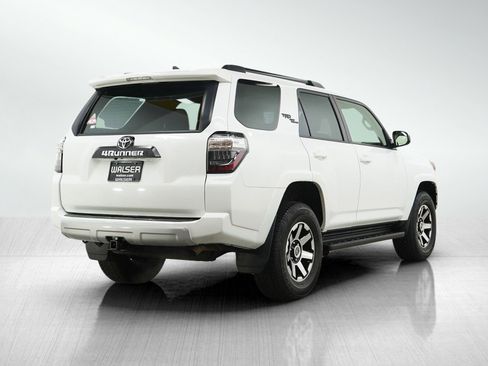 Used 2024 Toyota 4Runner TRD Off-Road AWD/4WD image 5