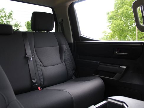 Used 2024 Toyota Tundra SR5 AWD/4WD image 15