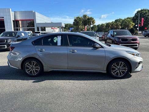 Used 2024 Kia Forte GT-Line w/ GT-Line Premium Package FWD image 2