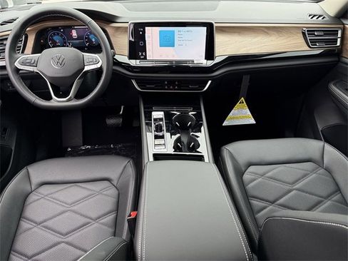 New 2026 Volkswagen Atlas SE image 8