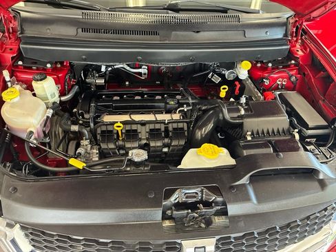 Used 2018 Dodge Journey SE FWD image 29
