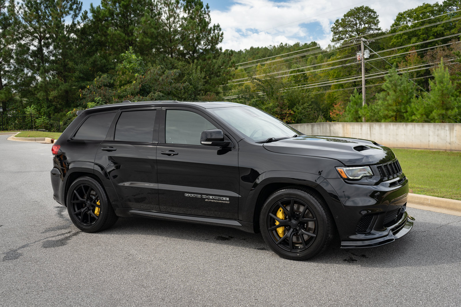 Used 2018 Jeep Grand Cherokee Trackhawk AWD/4WD image 24