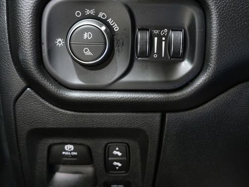 Used 2023 RAM 1500 Laramie image 14