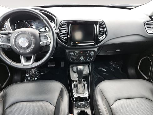Used 2019 Jeep Compass Limited AWD/4WD image 11