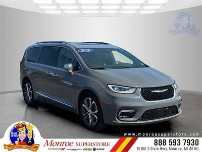 Certified 2022 Chrysler Pacifica Pinnacle