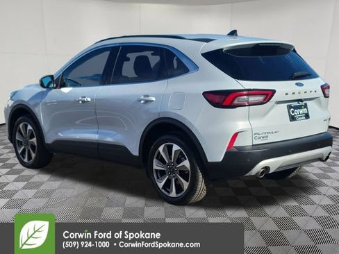 Used 2025 Ford Escape Platinum image 17