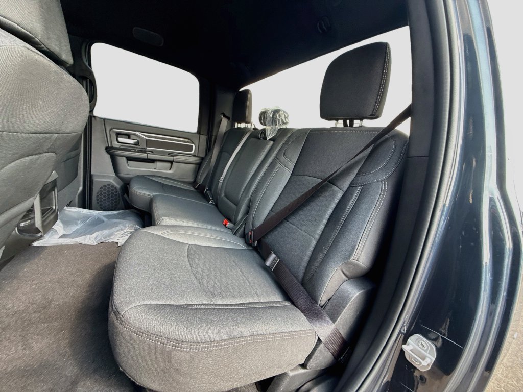 New 2027 RAM 3500 Big Horn AWD/4WD image 26