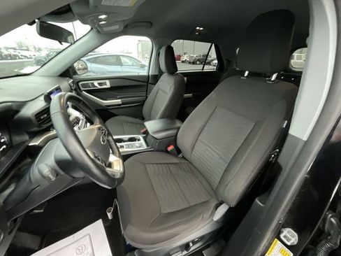 Certified 2021 Ford Explorer XLT image 11