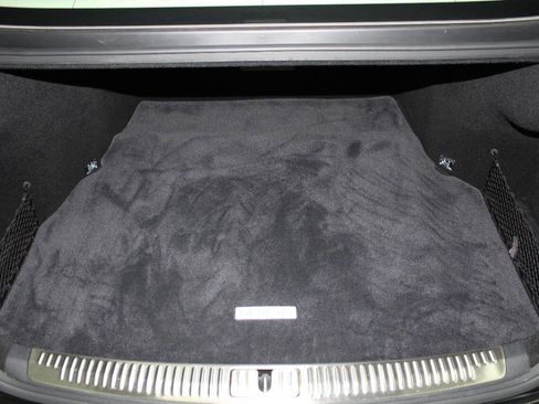 Used 2019 Genesis G90 3.3T Premium image 23