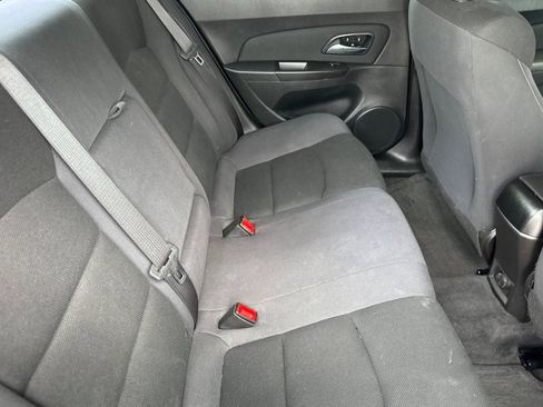 Used 2015 Chevrolet Cruze LT image 29