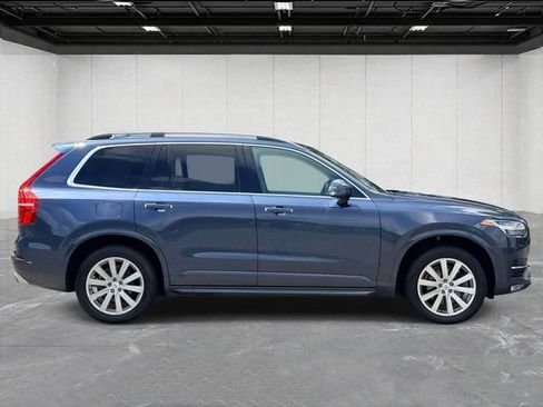 Used 2018 Volvo XC90 T6 Momentum w/ Protection Package Premier AWD/4WD image 5
