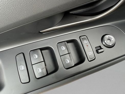 New 2025 Hyundai Elantra Sport image 20