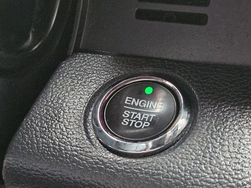 Used 2022 Ford F250 Platinum w/ FX4 Off-Road Package AWD/4WD image 16