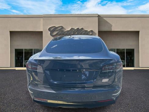 Used 2025 Tesla Model S Plaid image 4