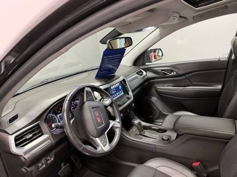 Used 2017 GMC Acadia SLT AWD/4WD image 17
