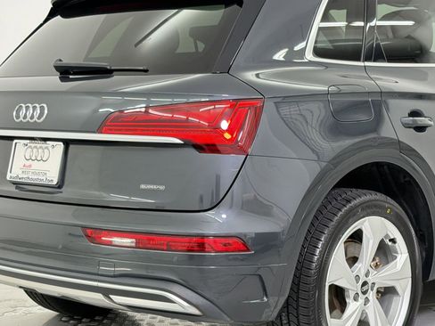 Used 2021 Audi Q5 2.0T Premium Plus w/ Premium Plus Package AWD/4WD image 12