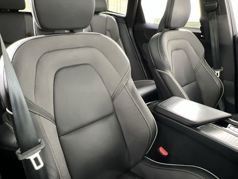 Used 2021 Volvo XC60 T8 R-Design w/ Protection Package Premier image 23