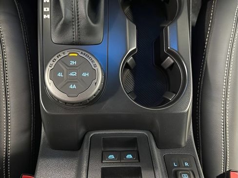 New 2026 Ford Bronco Outer Banks w/ Sasquatch Package AWD/4WD image 26