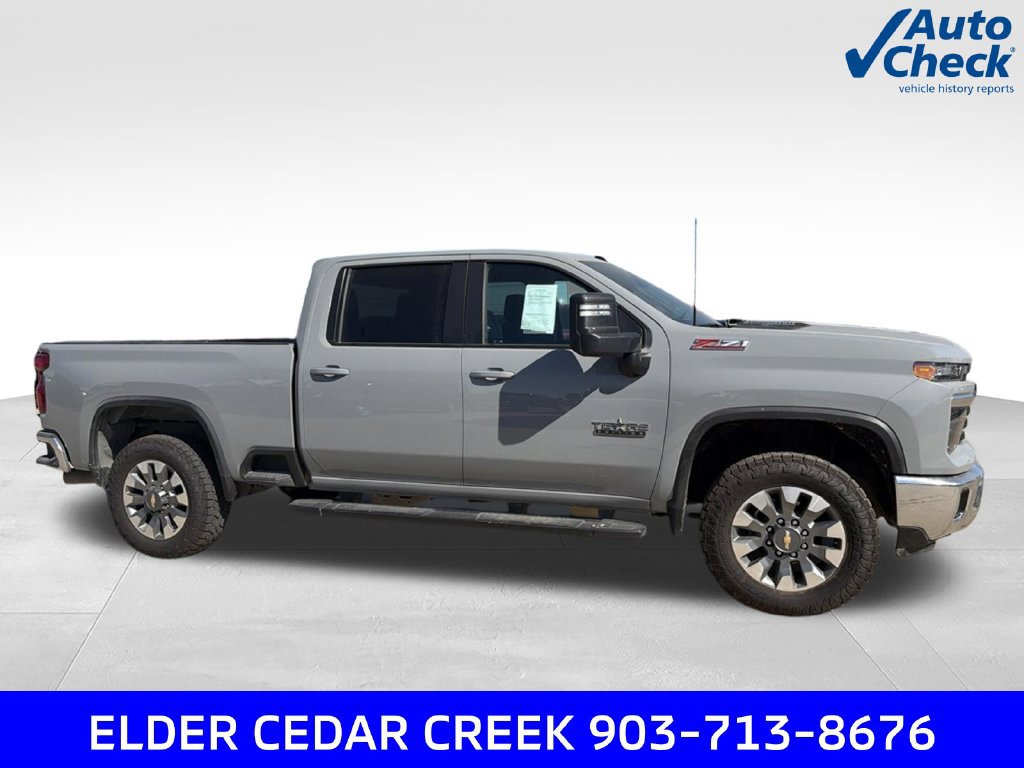 Used 2024 Chevrolet Silverado 2500 LT w/ Texas Edition AWD/4WD image 9