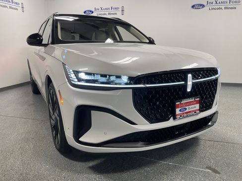 Used 2024 Lincoln Nautilus Black Label w/ Jet Appearance Package (87T) image 38