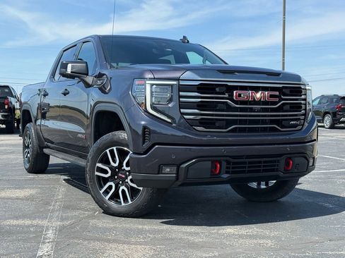 Used 2022 GMC Sierra 1500 AT4 w/ AT4 Premium Package AWD/4WD image 2