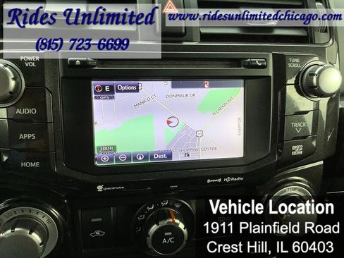 Used 2018 Toyota 4Runner TRD Off-Road Premium AWD/4WD image 30
