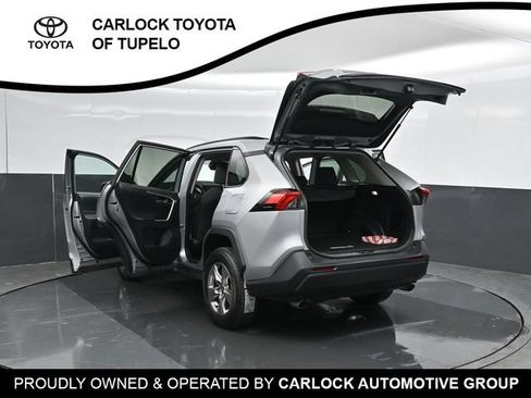 Used 2022 Toyota RAV4 XLE AWD/4WD image 11