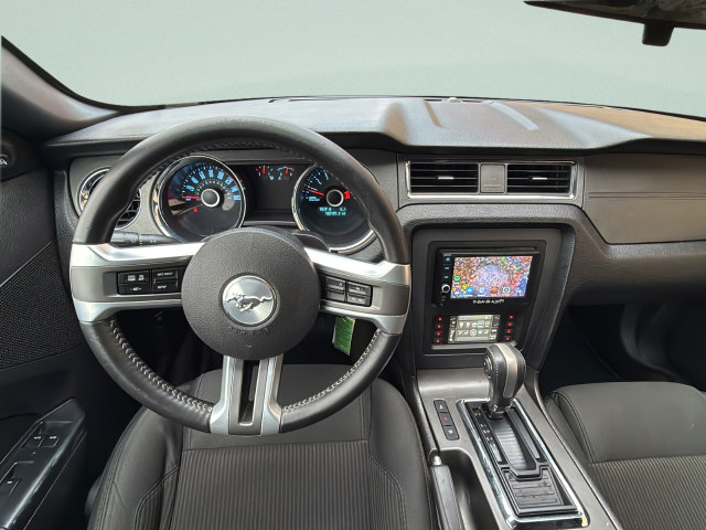 Used 2014 Ford Mustang Convertible RWD image 19