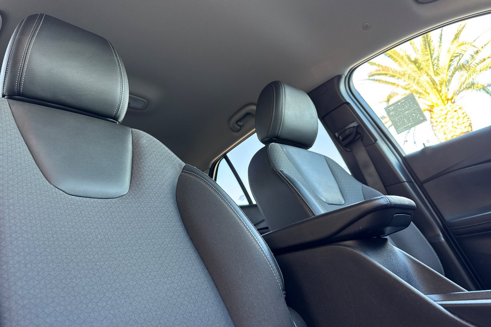 Used 2023 Buick Encore GX Preferred w/ Cold Weather Comfort Package FWD image 20