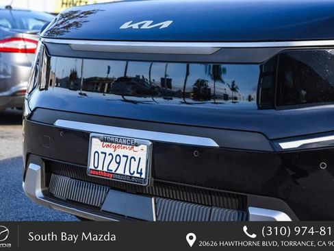 Used 2024 Kia EV9 Light RWD image 5