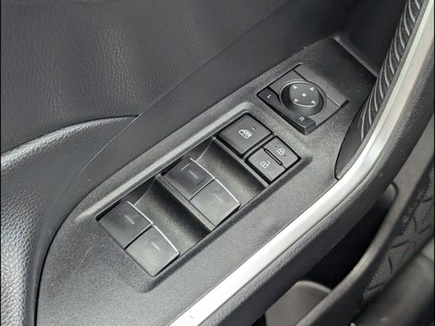 Used 2024 Toyota RAV4 XLE image 22