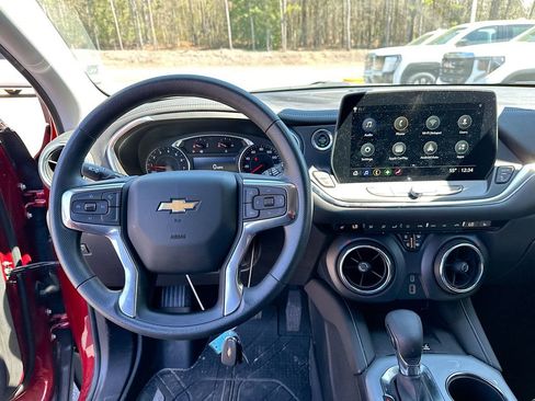 Used 2024 Chevrolet Blazer LT w/ Convenience Package image 19