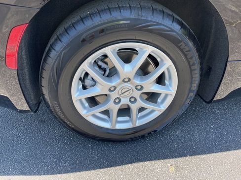 Used 2026 Chrysler Pacifica Select FWD image 18