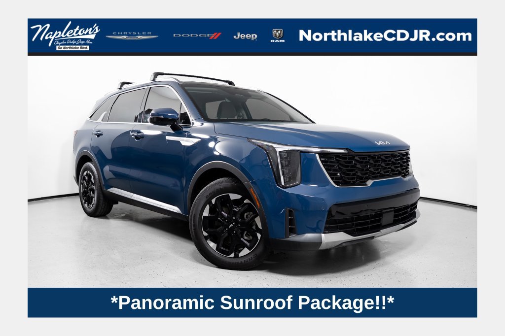 Used 2025 Kia Sorento S w/ Panoramic Sunroof Package FWD image 1