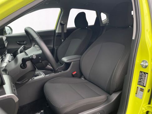 Used 2025 Hyundai Kona SEL AWD/4WD image 9