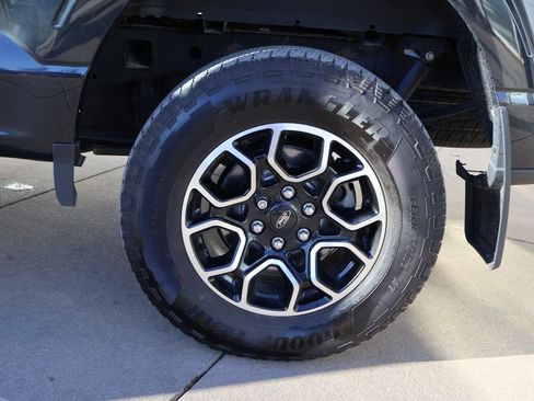 Used 2022 Ford F150 XLT w/ Equipment Group 302A High image 43