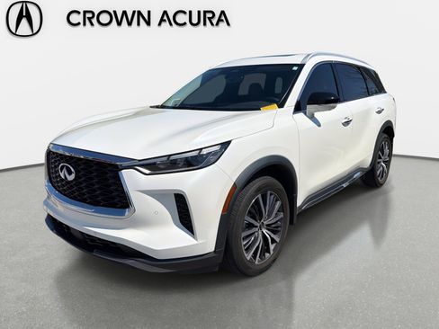 Used 2023 INFINITI QX60 Sensory w/ Cargo Package image 2