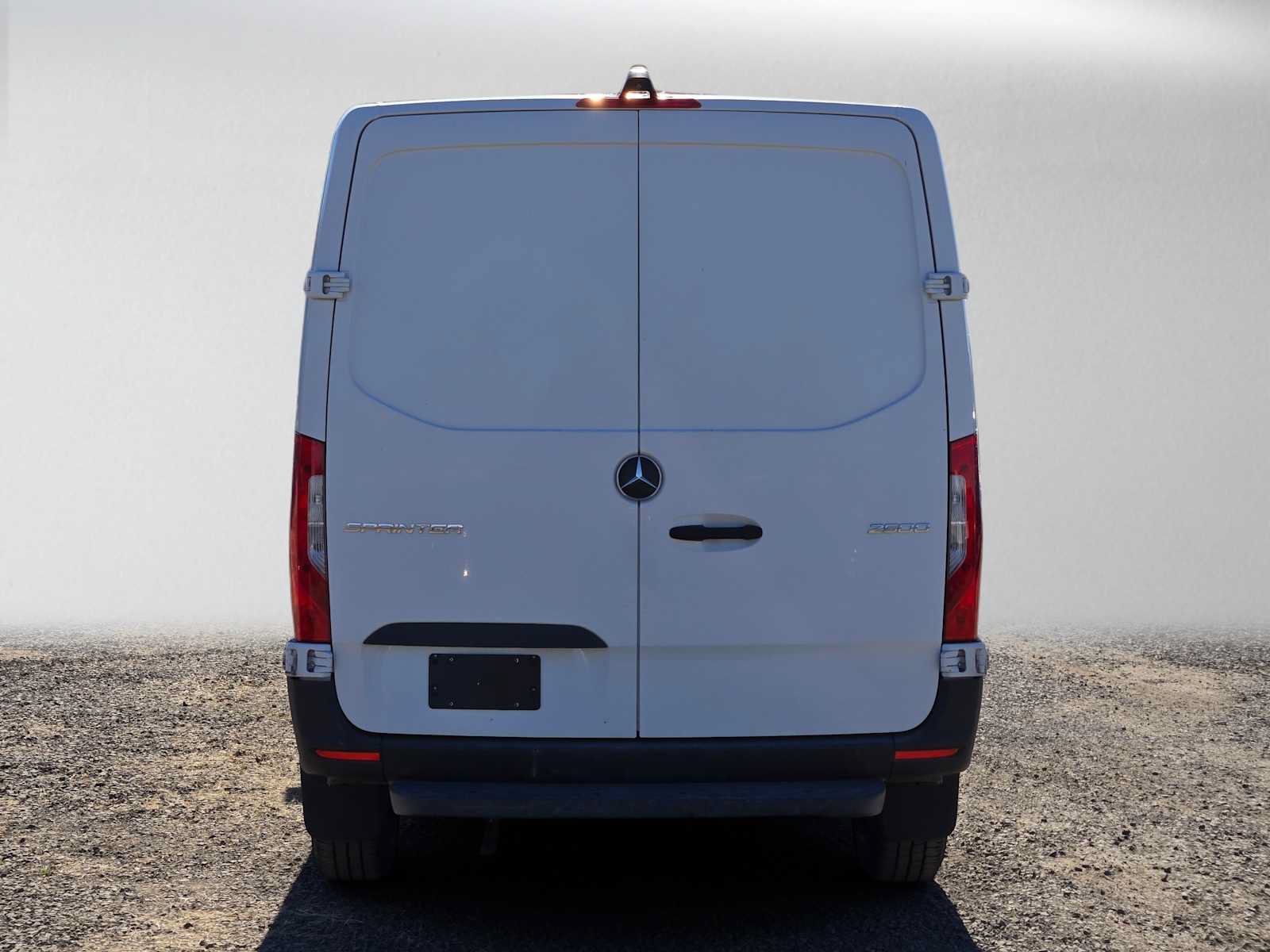 Used 2020 Mercedes-Benz Sprinter 2500 image 4
